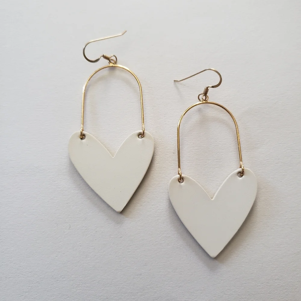 Nickel and Suede White Sweethearts Leather Earrings